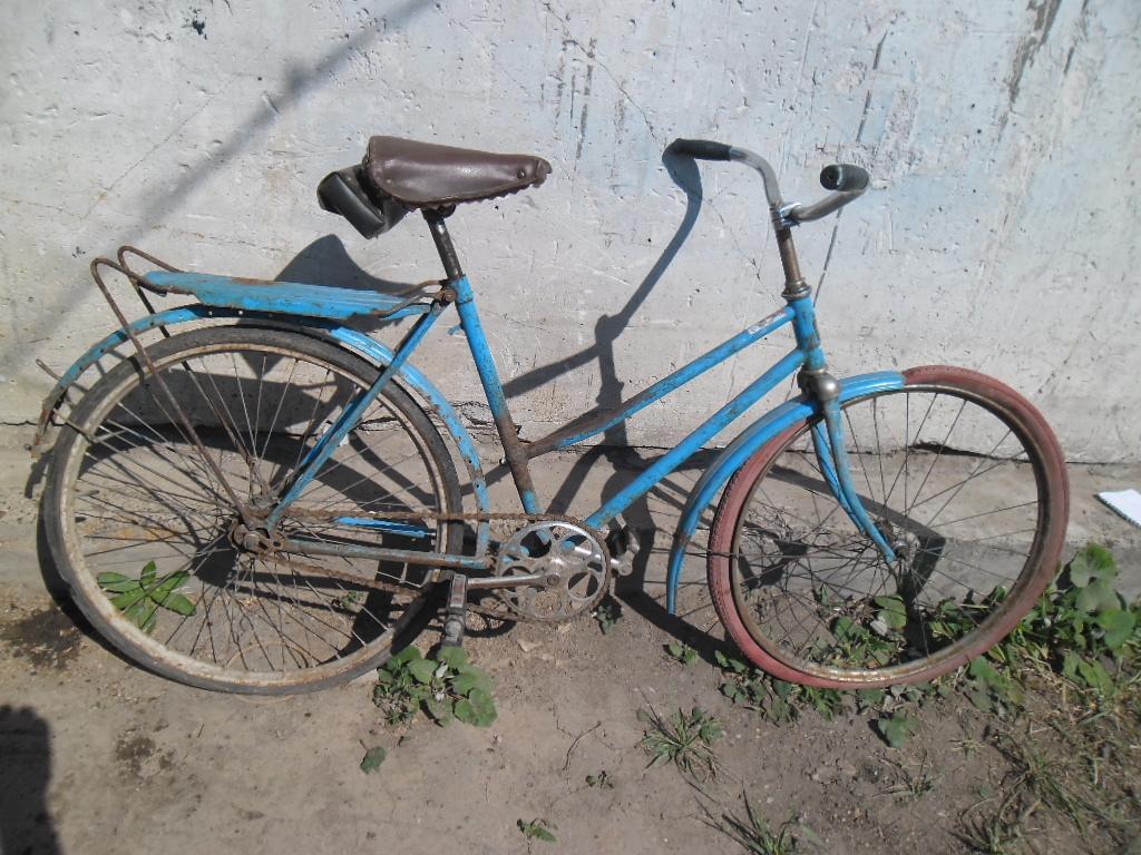 ВЕЛОСИПЕД СТАРЕНЬКИЙ ИЗ СССР...