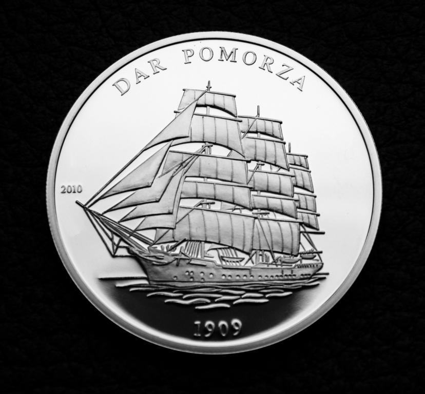 ПАРУСНИК Кот д`Ивуар 2010 корабль DAR POMORZA Ag R