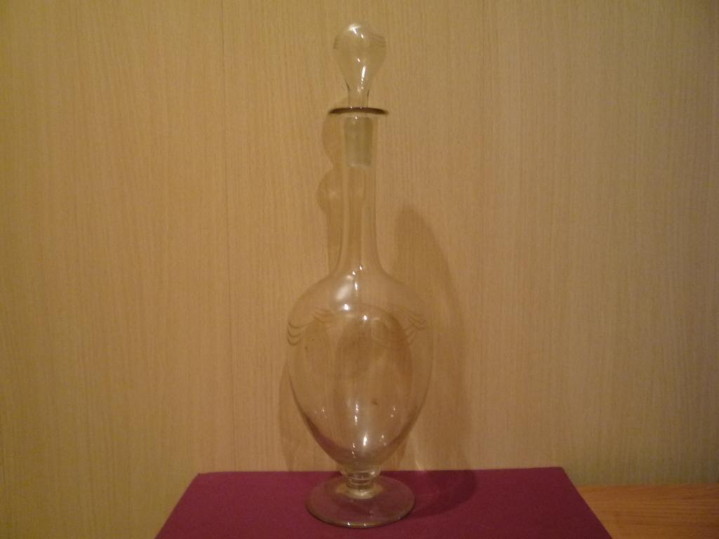 ГРАФИН СТАРИННЫЙ СТЕКЛО НАЧАЛО 20 века.