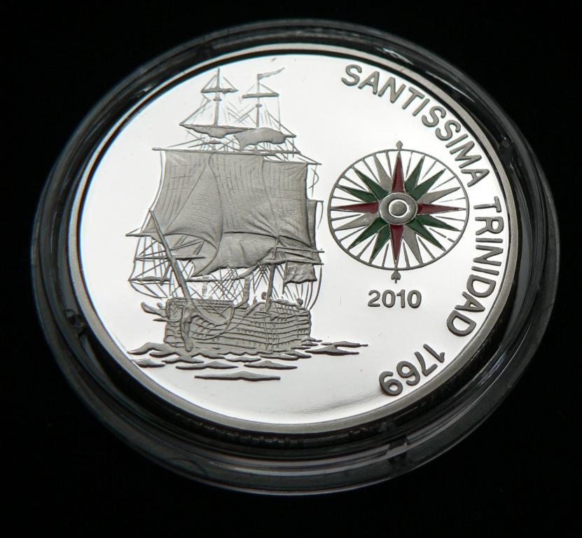 ПАРУСНИК Бенин 2010 корабль TRINIDAD цвет КОМПАС R