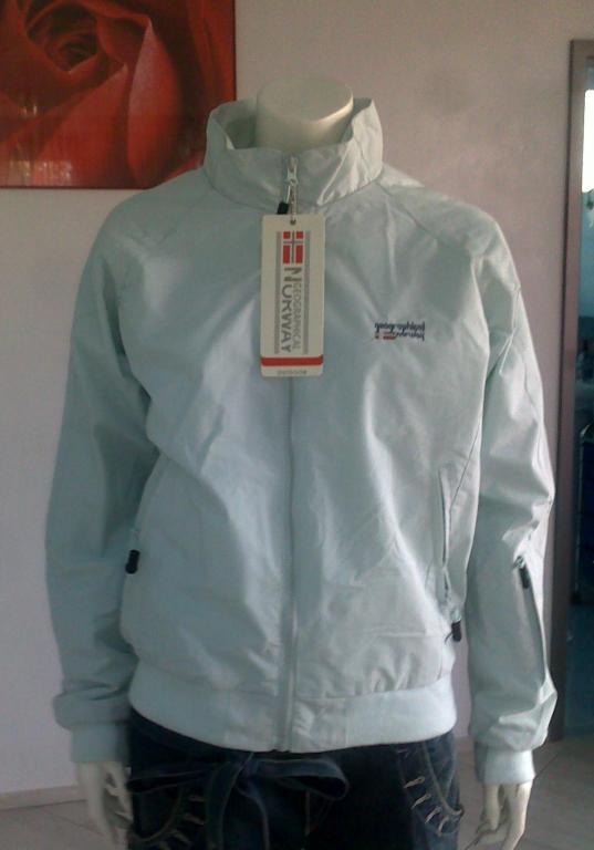 GEOGRAPHICAL NORWAY Ветровка *настоящая*р 46