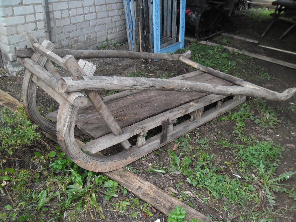 САНИ ДРЕВНИЕ