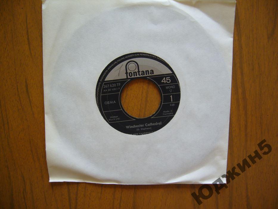 The New Vaudeville Band-Wait For Me Baby/Wincheste