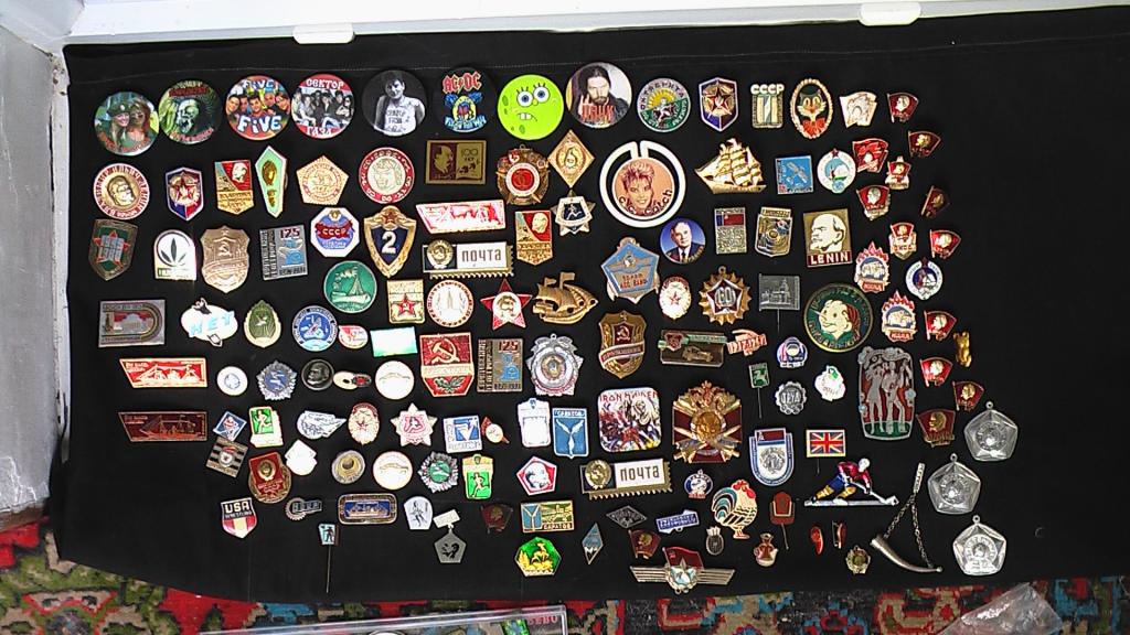 коллекция пинов. коллекция пинов. пины значки. пины на одежду. Pin on displays.