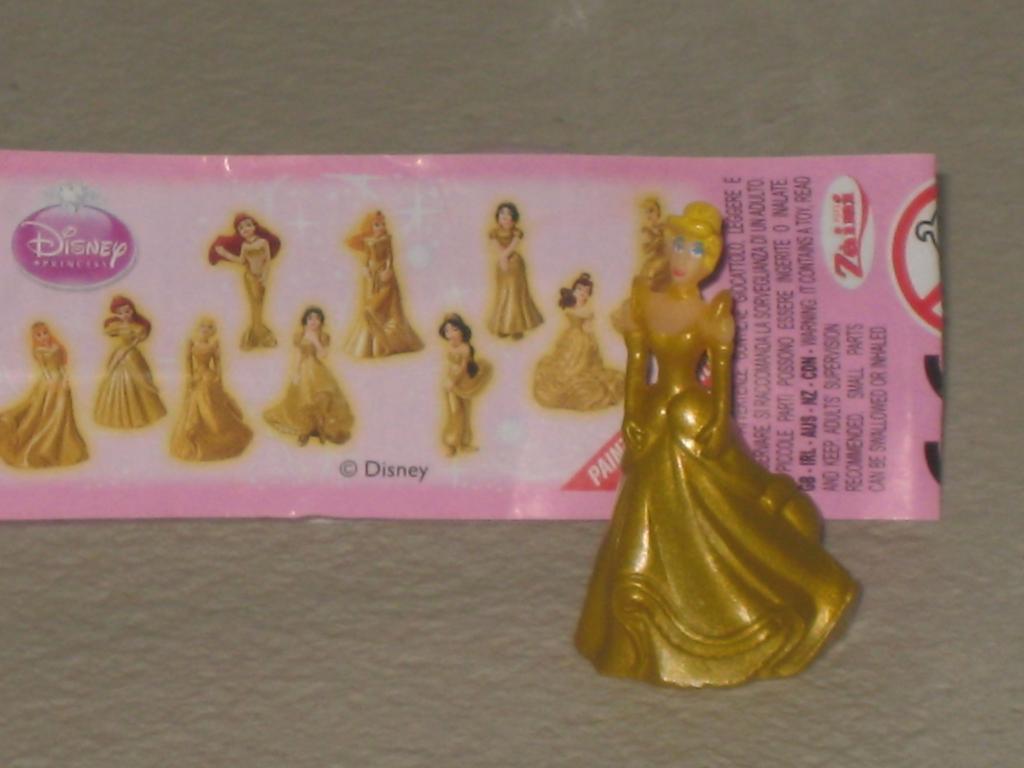 ZAINI  Принцессы Дисней  золотые  новый+вкладыш