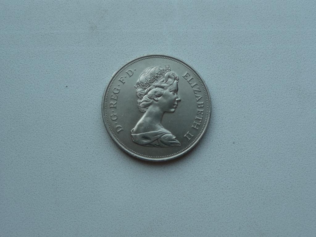 Великобритания   крона  ( 25 новых пенсов) 1972