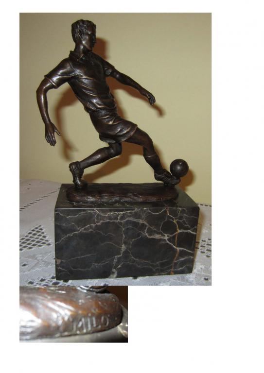 Статуэтка футболист бронза мрамор Европа Авторская работа MILO