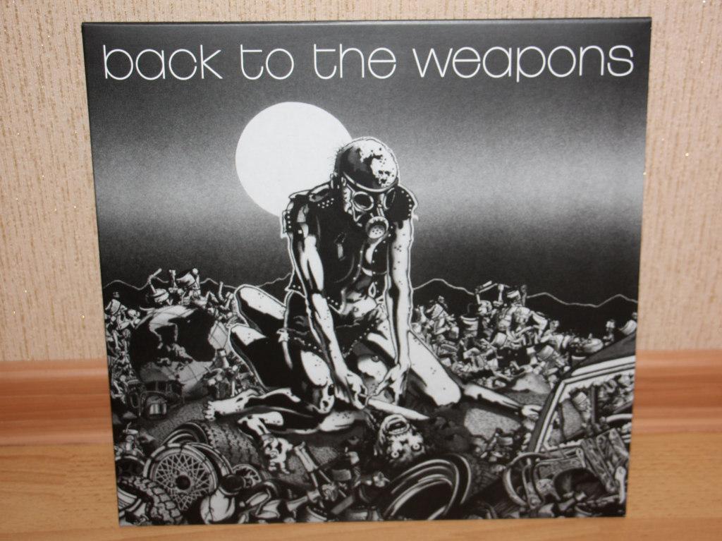 LIVING DEATH "Back To The Weapons" Mini-LP