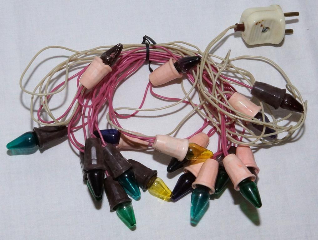 Ёлочная ЭЛЕКТРОГИРЛЯНДА  18 лампочек   ( рабочая)  ( 10 )