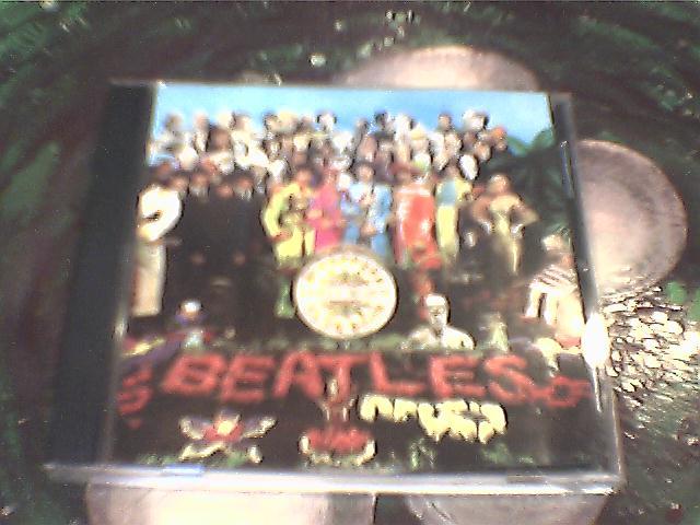 Beatles - Sgt. pepper`s lonely hearts ... CD фирм 