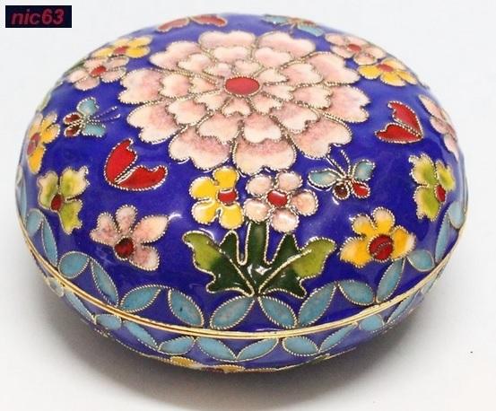 ШКАТУЛКА ОРНАМЕНТ  БАБОЧКИ  КЛУАЗОНЕ новая 