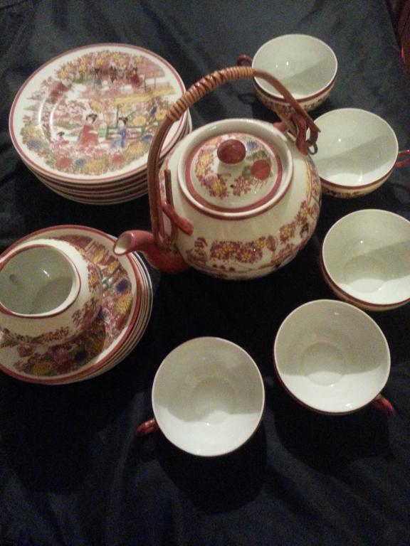 Сервиз старый японский 60-70 гг. костяной фарфор