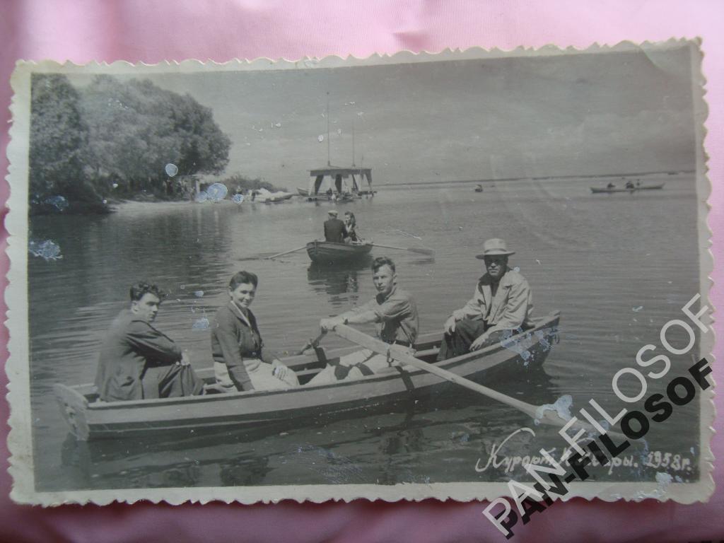 !!! ФОТОГРАФИЯ !!! ЛОДКА !!! КУРОРТ КОЙСАРЫ 1958г. 