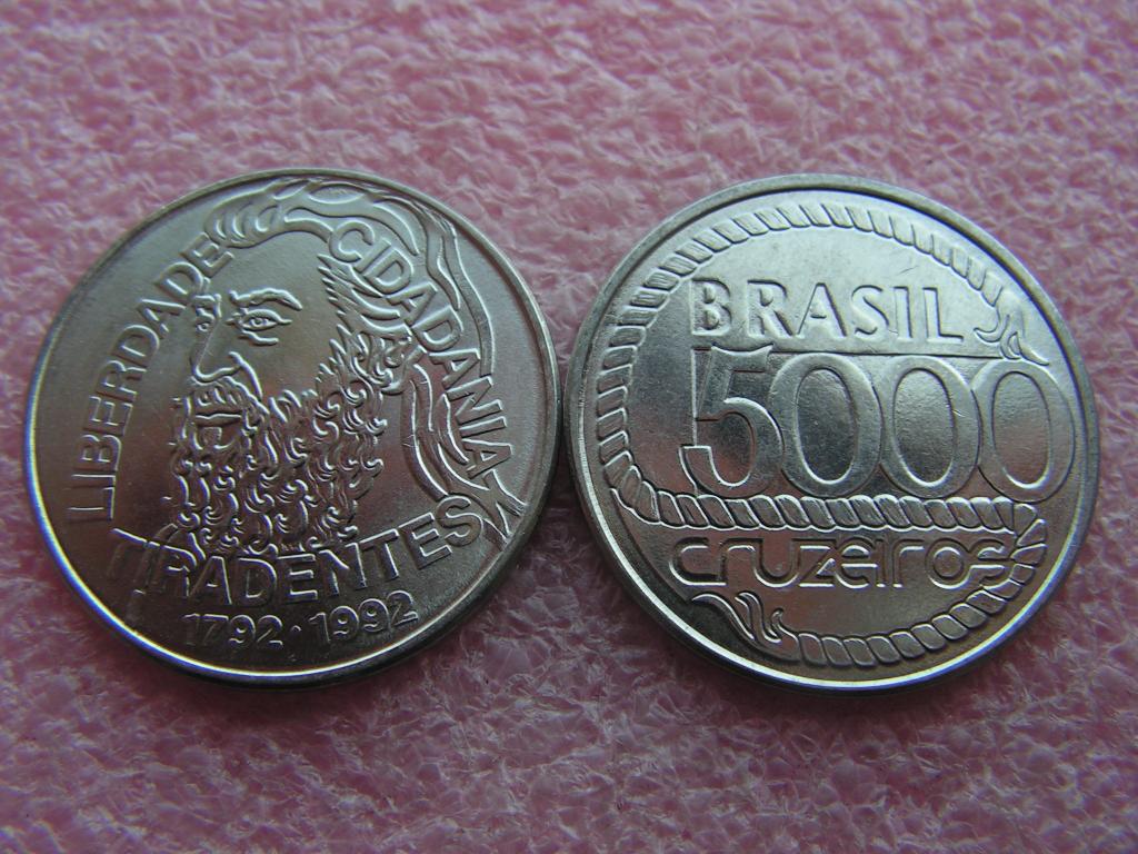 Бразилия 5000 крузейро 1992 Тирадентес unc