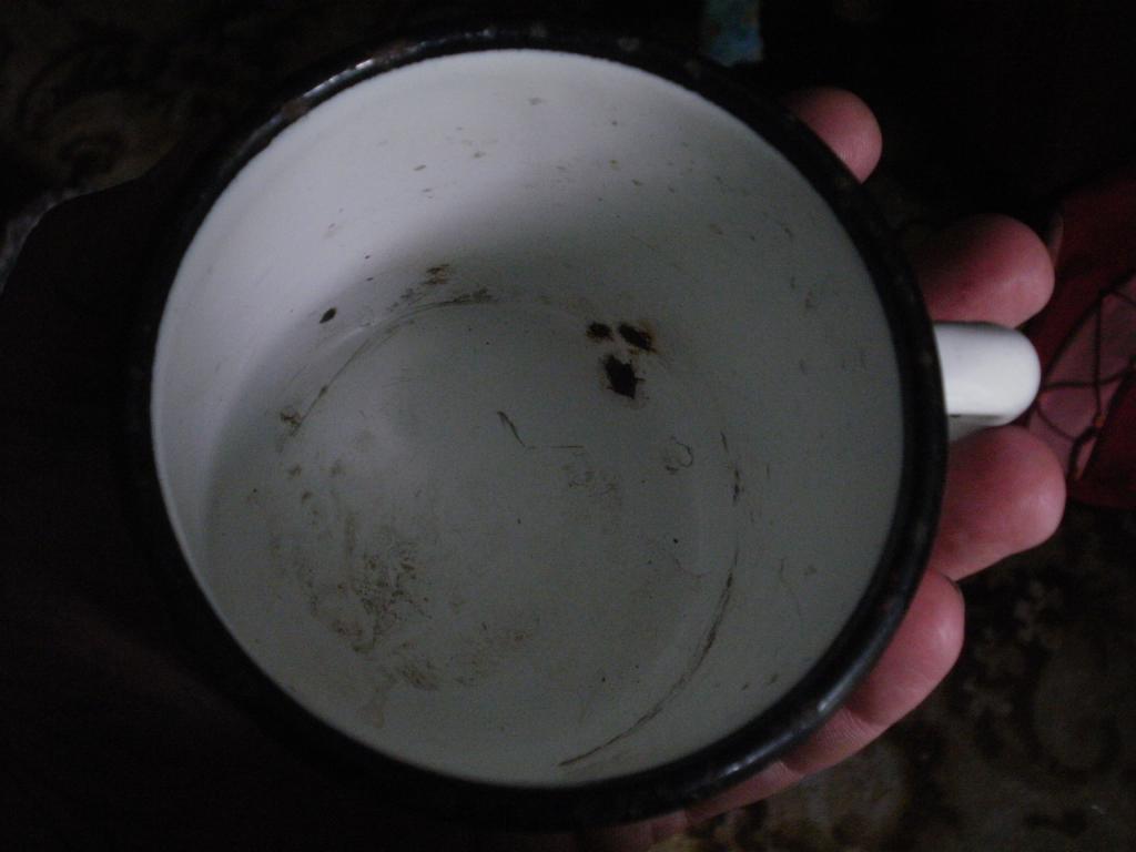 Эмалированная посуда в микроволновке можно ли. Эмалированная посуда для микроволновки. Cappuccino riess. Маркировка пластик посуды для микроволновки. Кружка эмалированная крепи оборону.