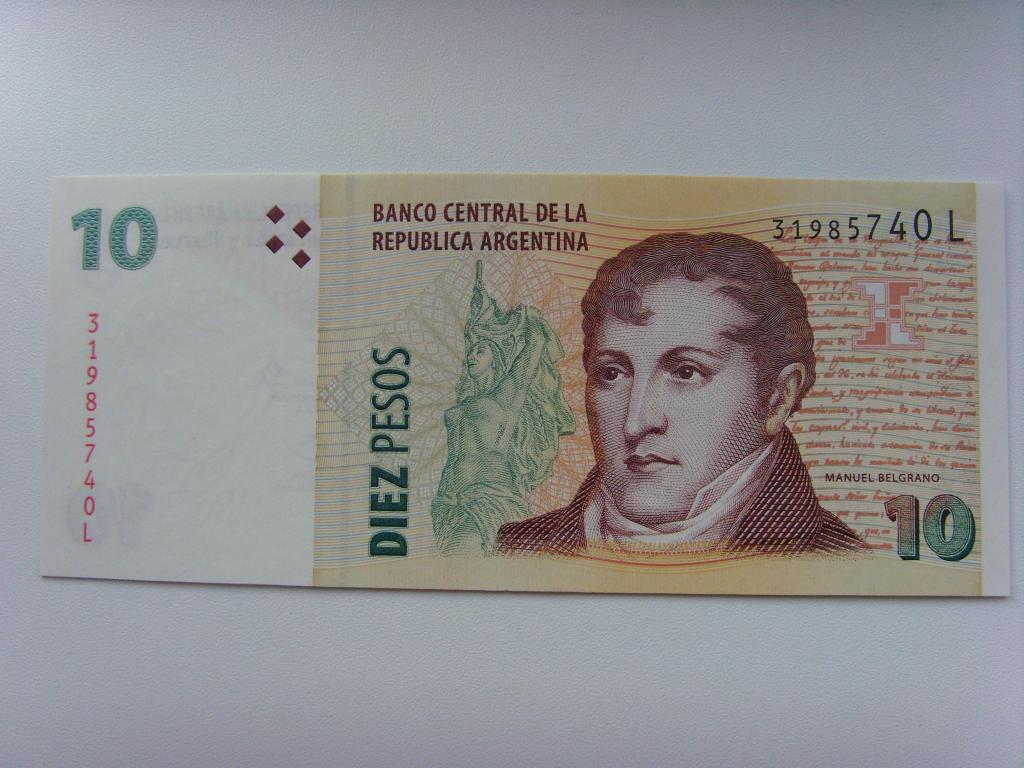 АРГЕНТИНА  10 песо  2002-10г. L   UNC