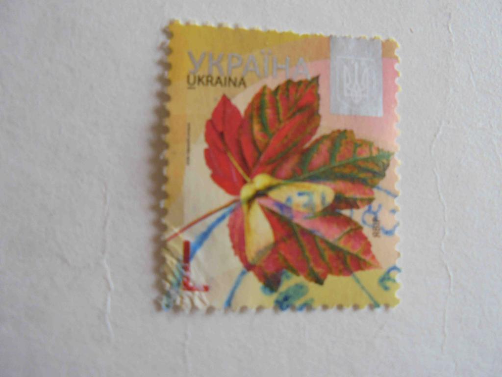 ПОЧТОВАЯ МАРКА.УКРАИНА 2012 ГОД *СТАНДАРТ.