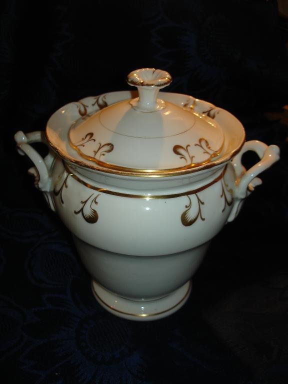 Старин.бисквитница-,сахарница АМПИР,Россия?Европа? первая половина 19 века