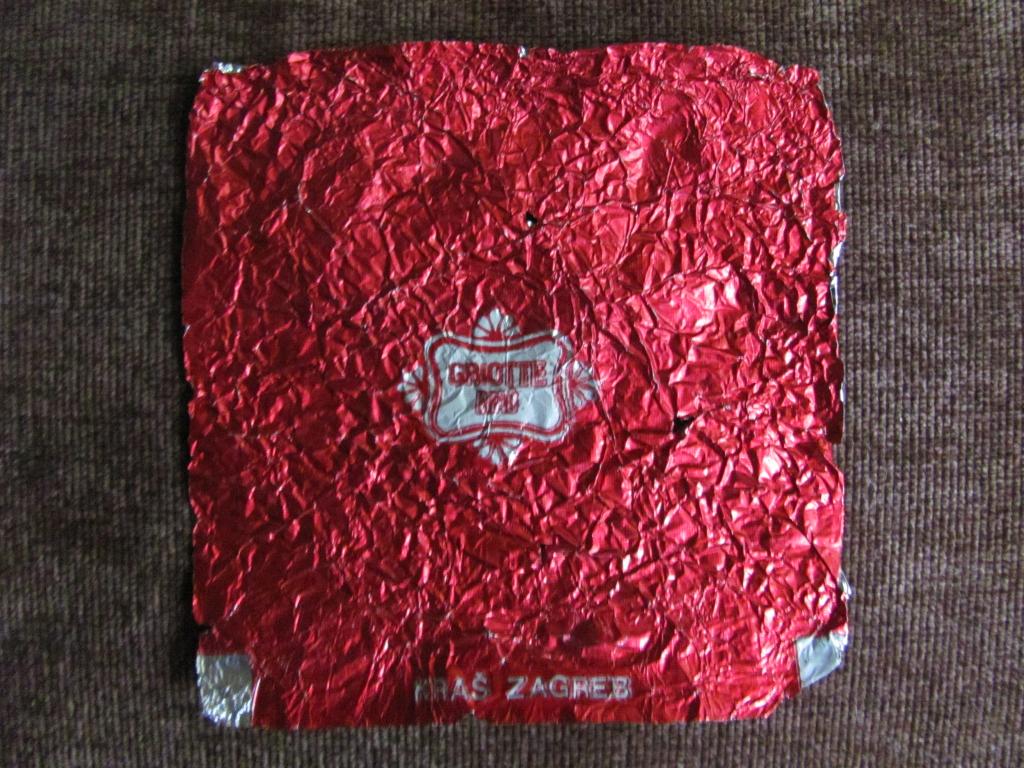 Обертка от конфеты из 90-х.