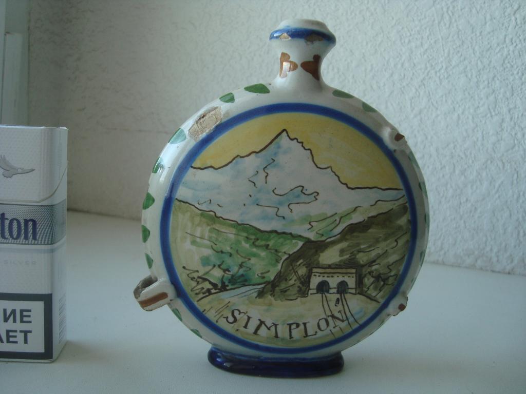 Фляжка Европа фаянс 1906г Н 133,Д110,толш 40мм ско