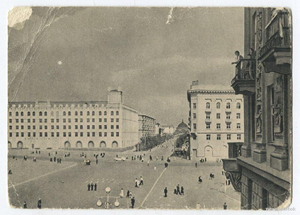 Сталинград - Площадь Павших борцов / Г.Зельма / Изогиз 1957 год (150)