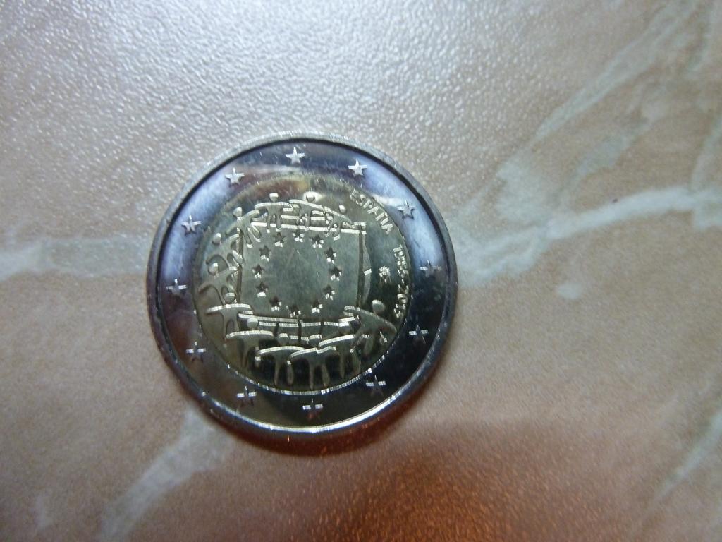 Испания 2 евро 2015, 30 лет флагу