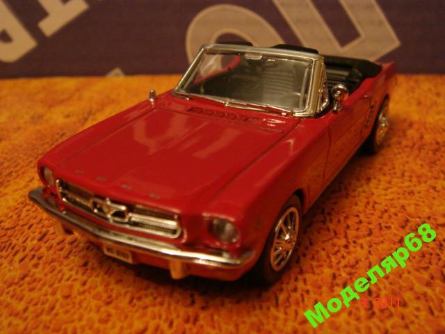 FORD  MUSTANG  1964 1/2       /  MOTOR  MAX / .