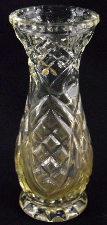 Стеклянная ваза с геометрическим орнаментом. Европа. Арт. 700077