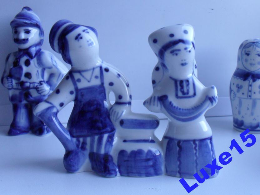 ГЖЕЛЬ ПАРОЧКА НА ЛАВОЧКЕ РУЧНАЯ РАБОТА ! СУВЕНИР! 