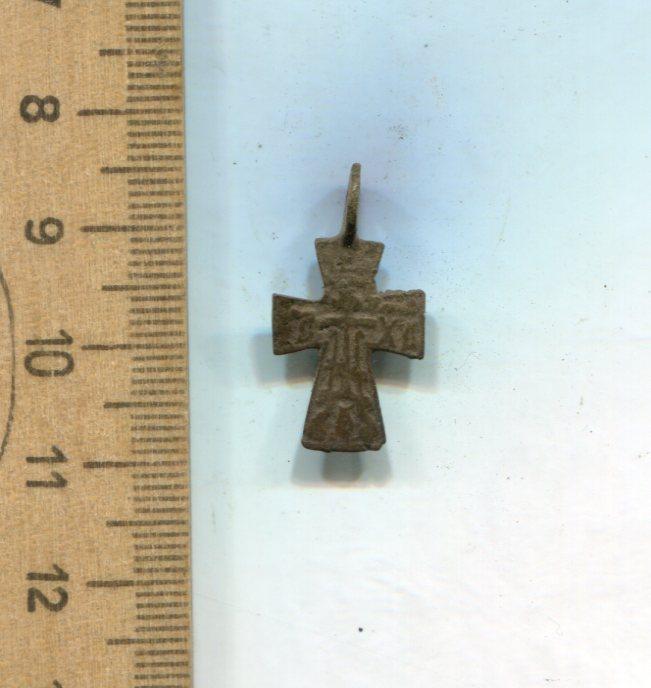 Медный нательный крест 19 век. Наперсный крест 15 век. Крест 2 век. Крест 2 век. Крест энколпион 12 13 век.