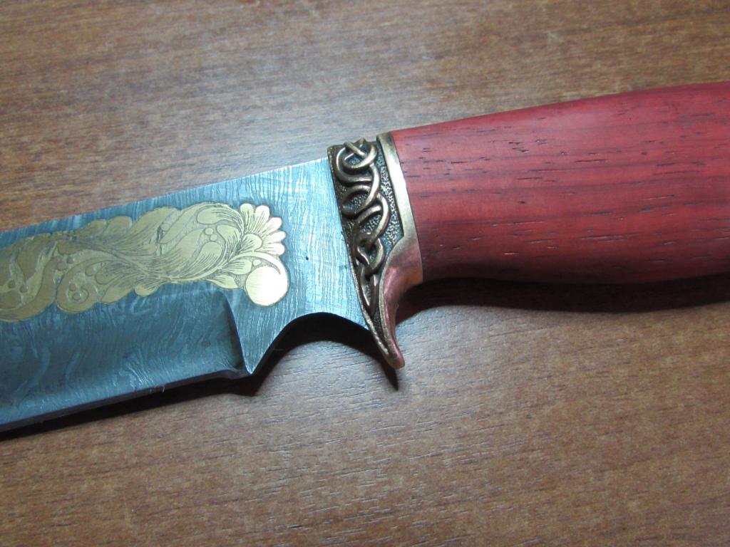 АВТОРСКИЙ НОЖ  ПОДАРОЧНЫЙ  ОХОТНИЧИЙ  РУЧНАЯ РАБОТА.ДАМАСК.