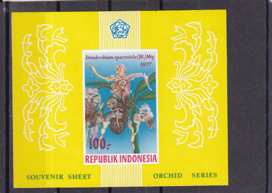 INDONESIA   Цветы  Орхидеи  Блок № 24в   б/з  1977    Сост**