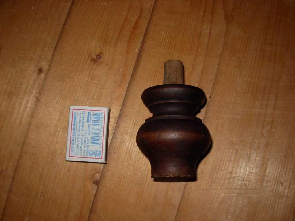 Старинная ножка точеная небольшая 2 мебель 