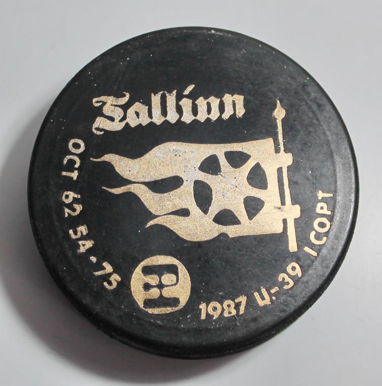 Шайба хоккейная Таллин СССР 1987 новая