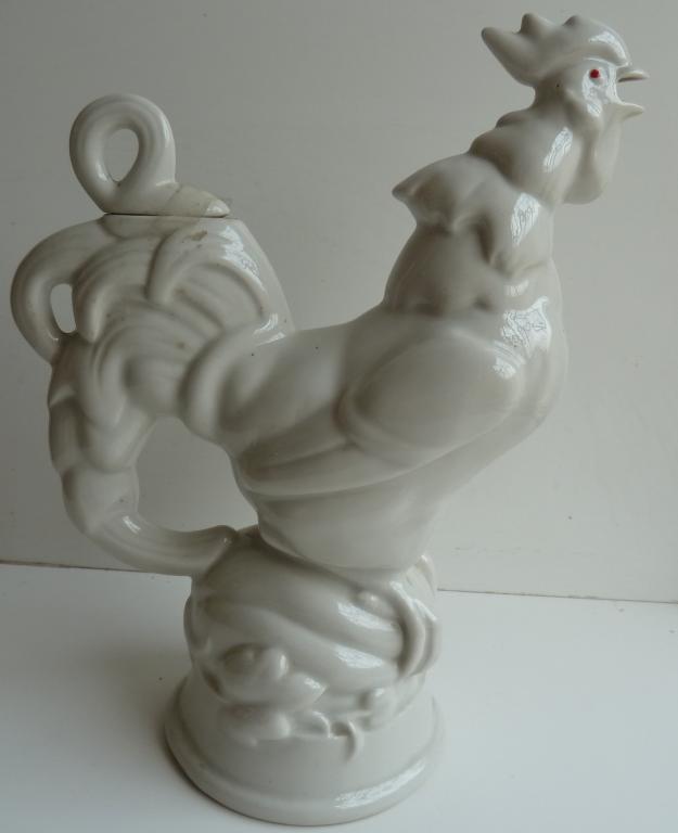 М.С  КУЗНЕЦОВ ! ГРАФИН  ПЕТУХ ! БЕЛЫЙ ФАРФОР ОРИГИНАЛ !  ВЫСОТА 27 см.