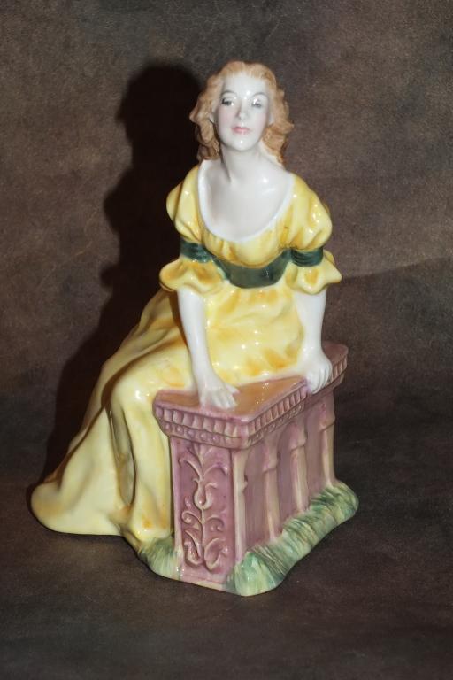Статуэтка. Фарфор. Дама Джудит (Judith). Royal Doulton. Англия. *