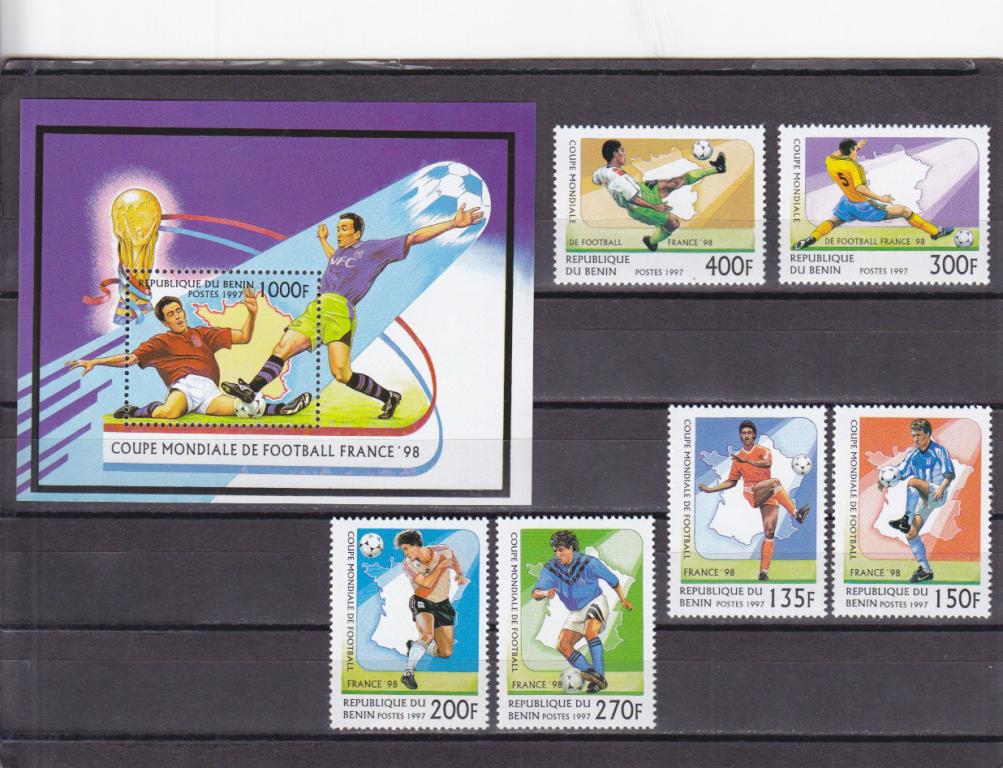 BENIN  БЕНИН   Спорт Футбол Франция 98    Блок + Серия  1997  Сост**