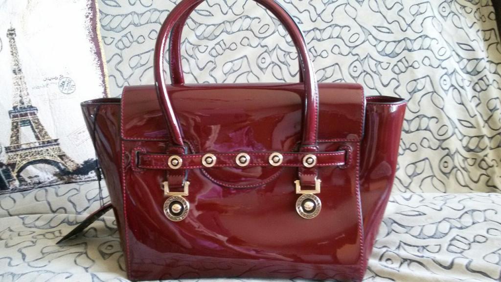 Как выглядит лаковая кожа Сумка натуральная кожа-лак Basconi - покупайте на Auction.ru по выгодной цене. Л