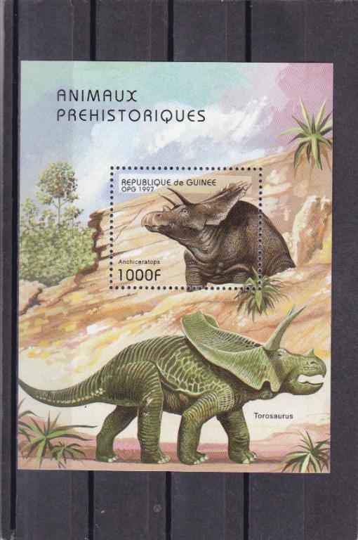GUINEE  ГВИНЕЯ    Фауна  Динозавры   Блок  1997  Сост**