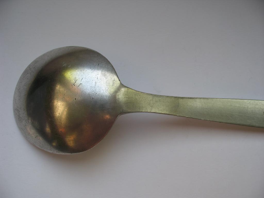 лопатка для торта мельхиор. 8 met. 8 met. медная ложка. 10м7мет клеймо.