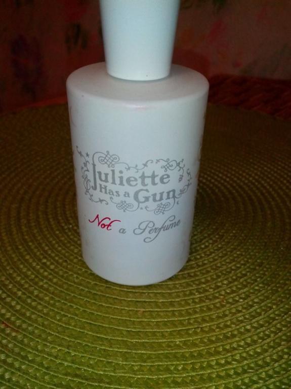 Продам нишевые духи Juliette Has a Gun Not a Perfume