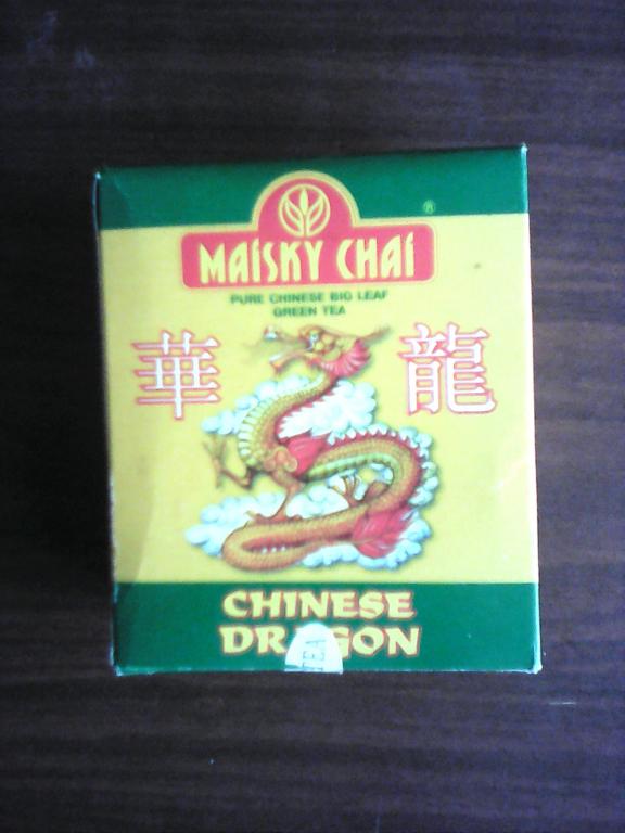 Чай китайский дракон. Китайский чай золотой дракон. Китай Драконт гора чай. Майский чай зеленый.