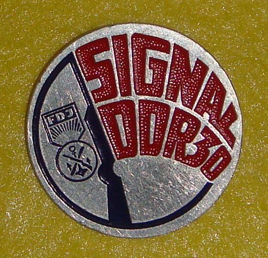 Знак Союза Cвободной Немецкой Молодёжи СИГНАЛ 30 лет ГДР 1979 год ВИНТОВКА