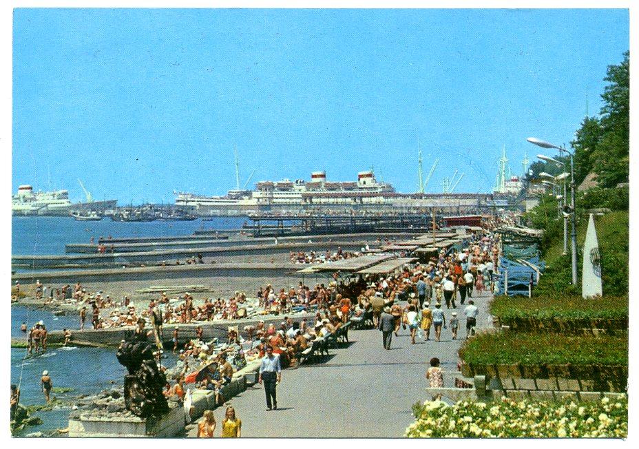 Сочи Приморская набережная порт теплоходы лайнеры