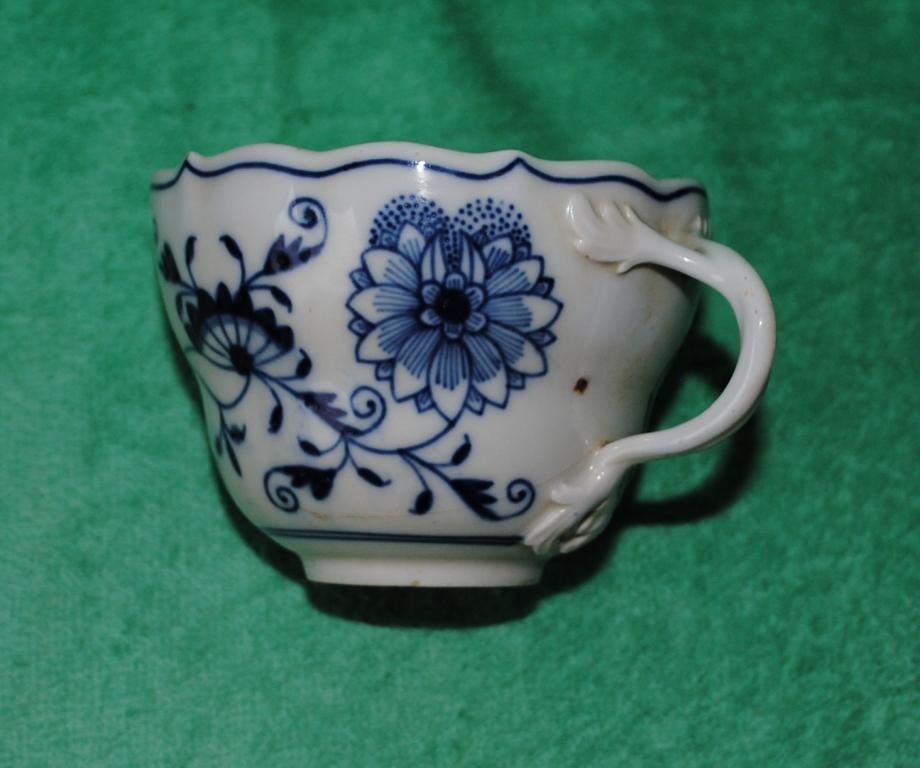 Чашка чайная фарфор Meissen Мейссен старая с трещиной