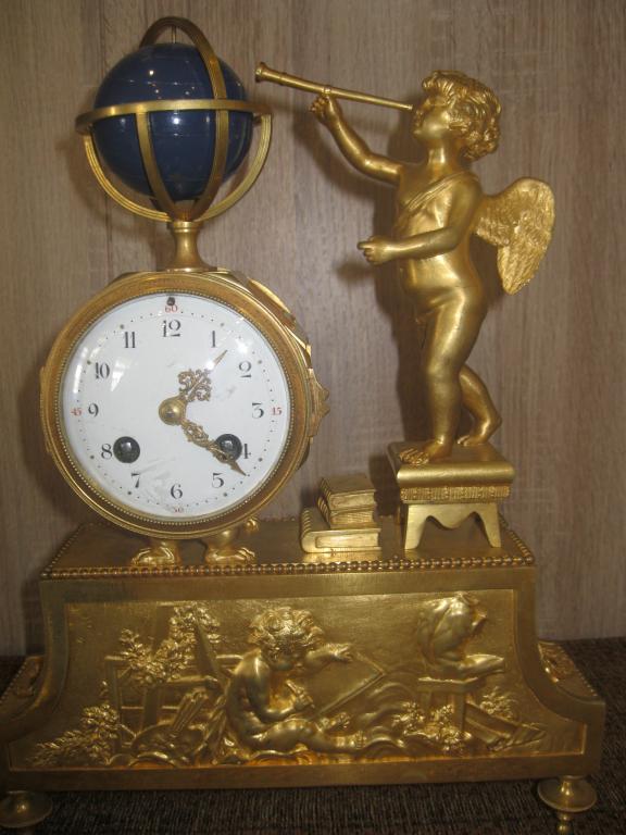 Часы каминные Франция 19 век (бронза) В отличном, рабочем состоянии.