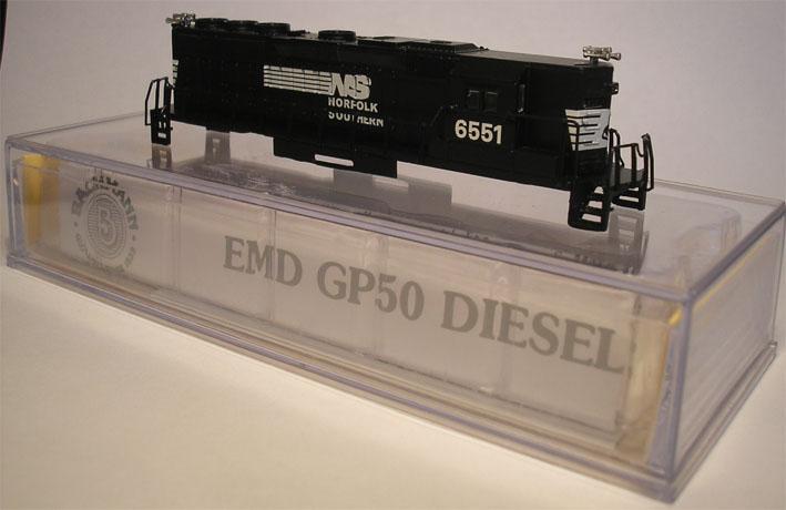 9мм (N) корпус тепловоза GP50 Norfolk Southern,Bachmann