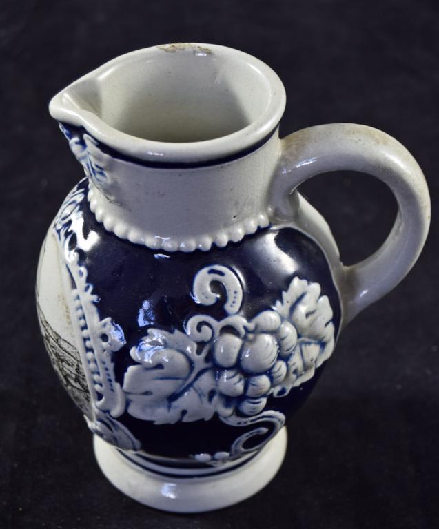 Миниатюрный керамический кувшинчик «Ficosecco». Европа.  Арт. 9СТ0365