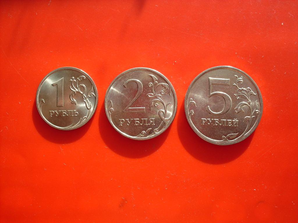 1руб 2руб 5руб 2010 год спмд