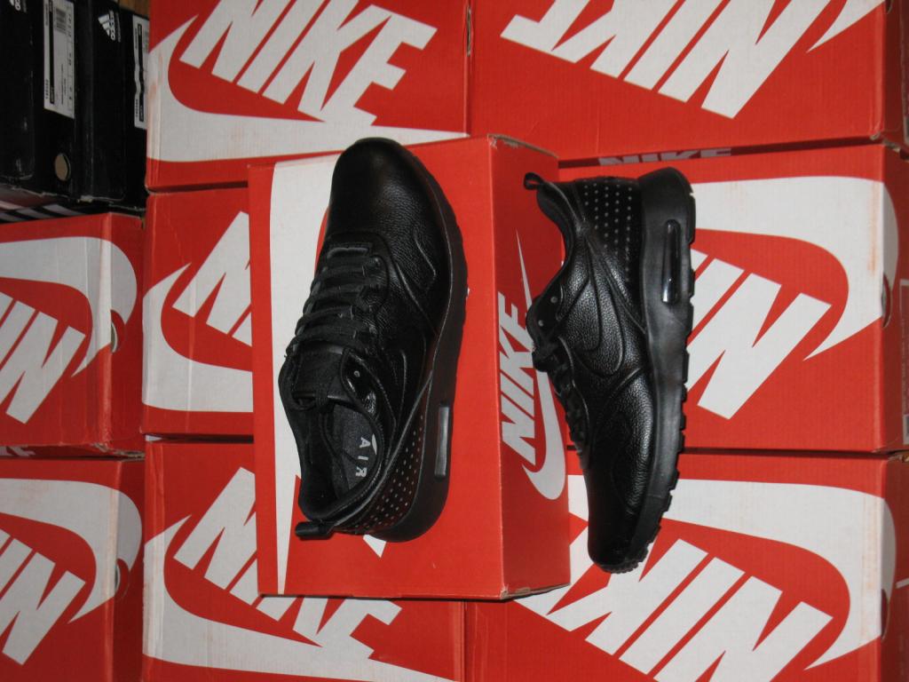 Nike air deals max tavas 42